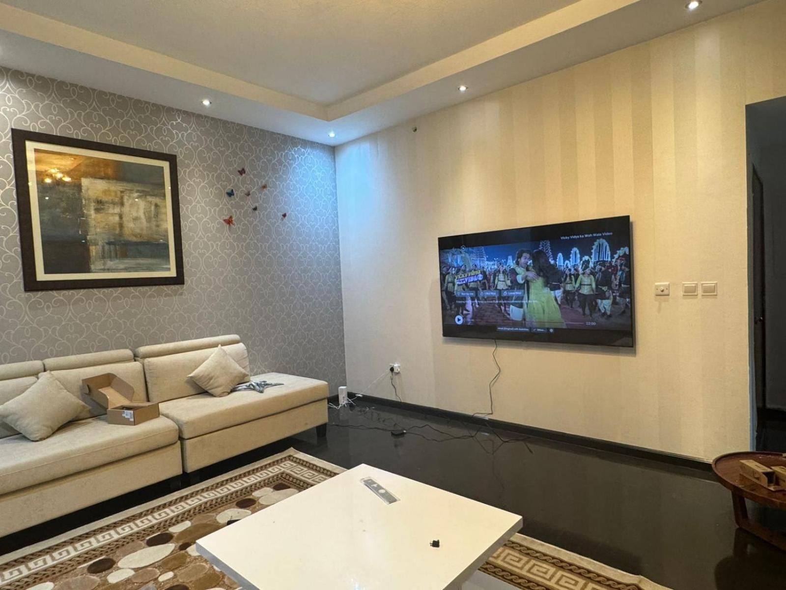 Sadaf 8 Jbr Luxury Master Bedroom Near Tram Dubai Eksteriør billede